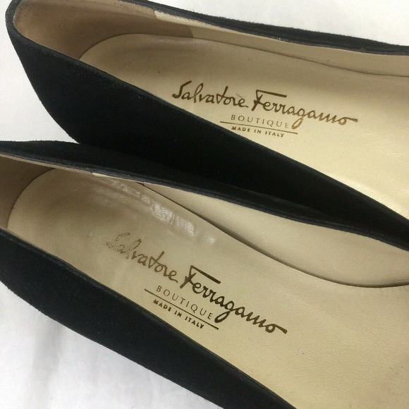 Salvatore Ferragamo Pump Black Suede Square Cap Toe Classic Block Heel L… - Picture 3 of 7